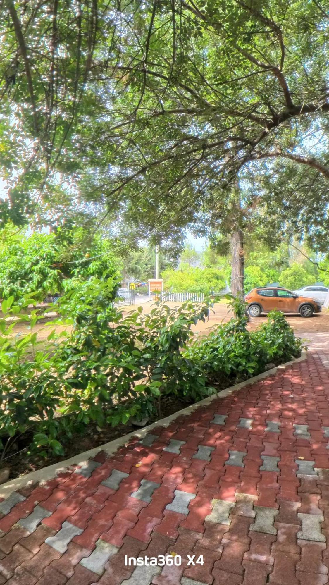 Secret Garden Hotel & Bungalows Чирали Экстерьер фото