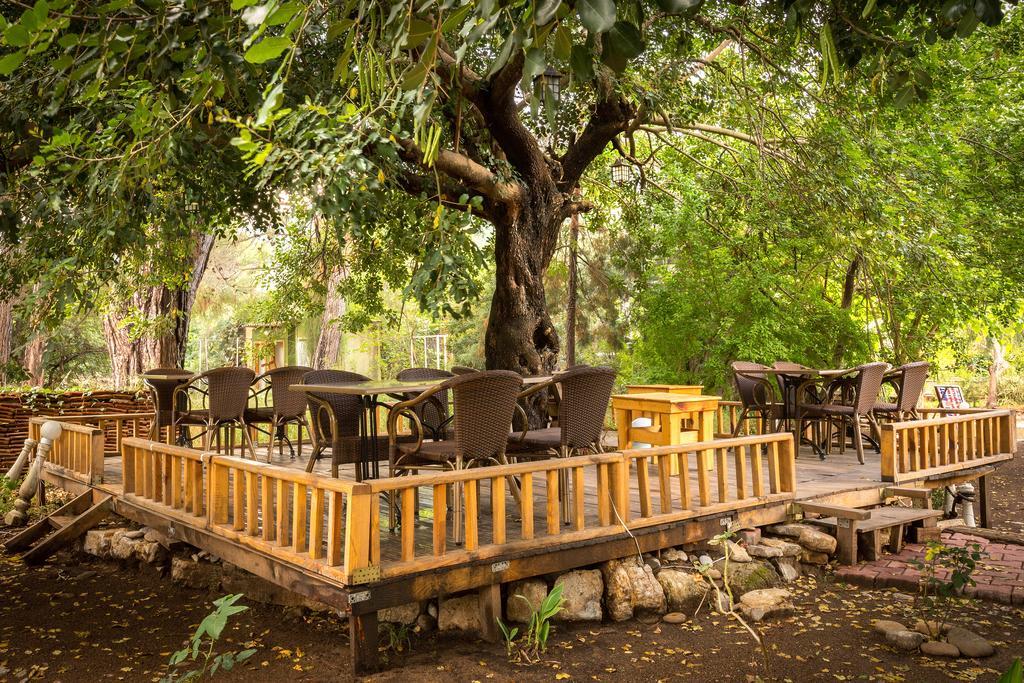 Secret Garden Hotel & Bungalows Чирали Экстерьер фото