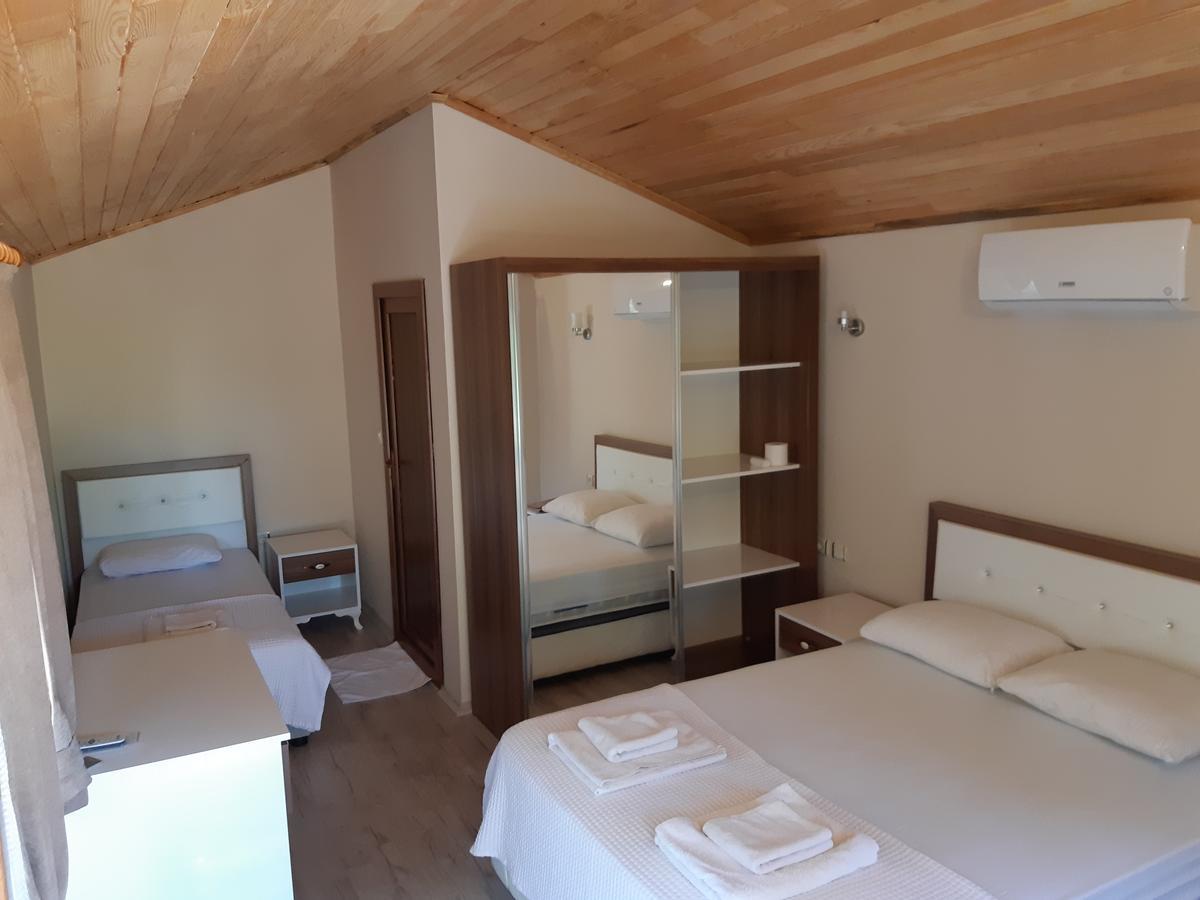 Secret Garden Hotel & Bungalows Чирали Экстерьер фото
